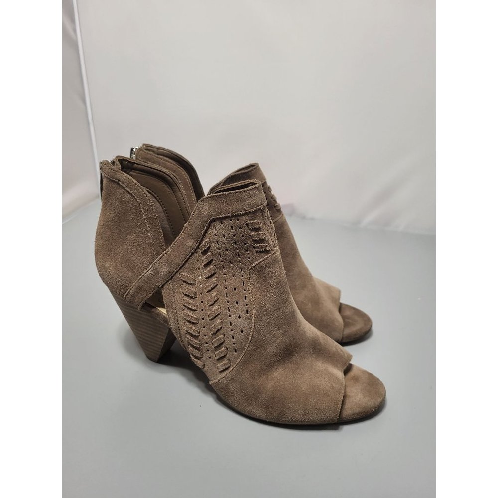 Vince Camuto Ebelin Brown Suede Peep Toe Booties Back Zip Size 8.5 - Picture 2 of 5